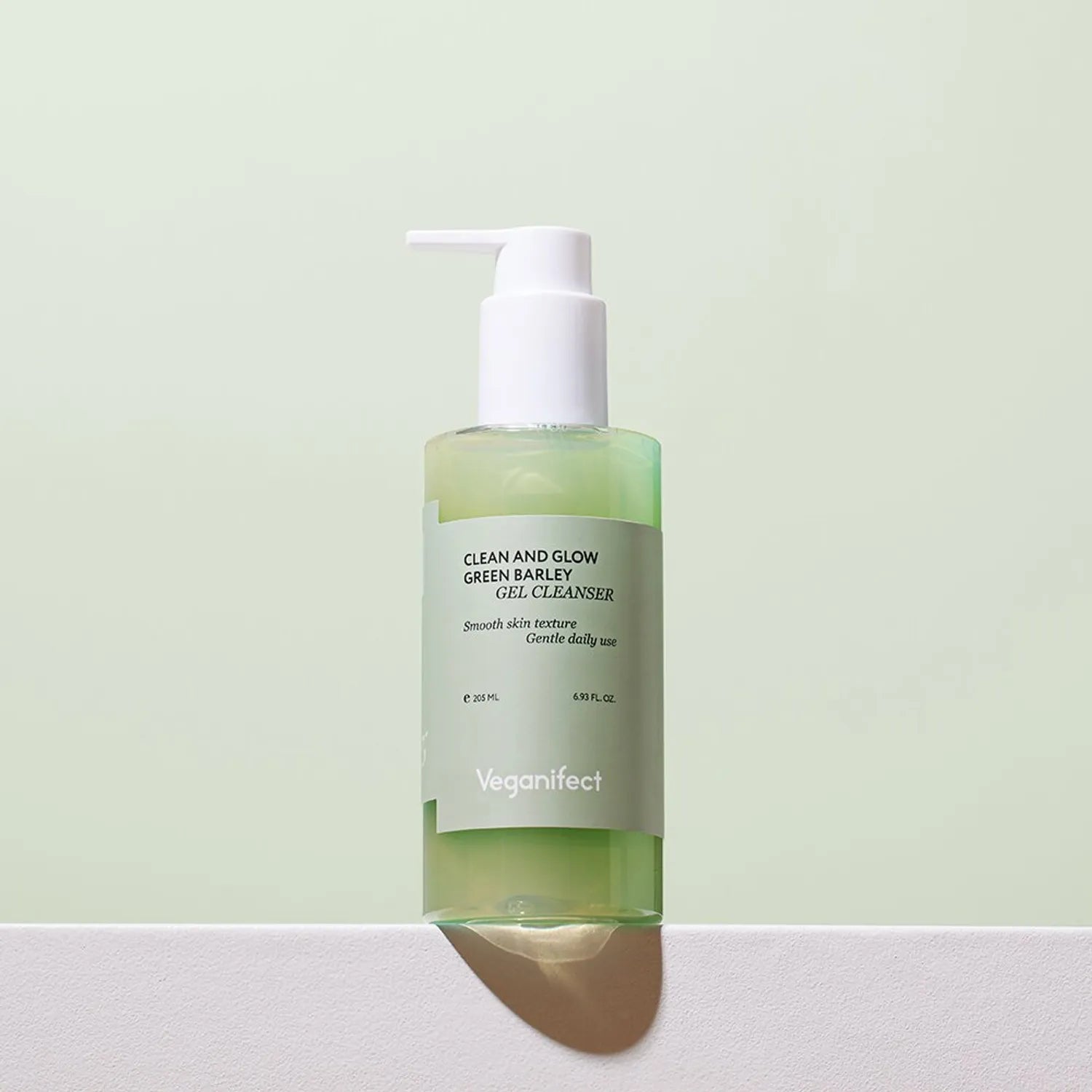 veganifect. - Clean and Glow Green Barley Gel Cleanser (205ml)
